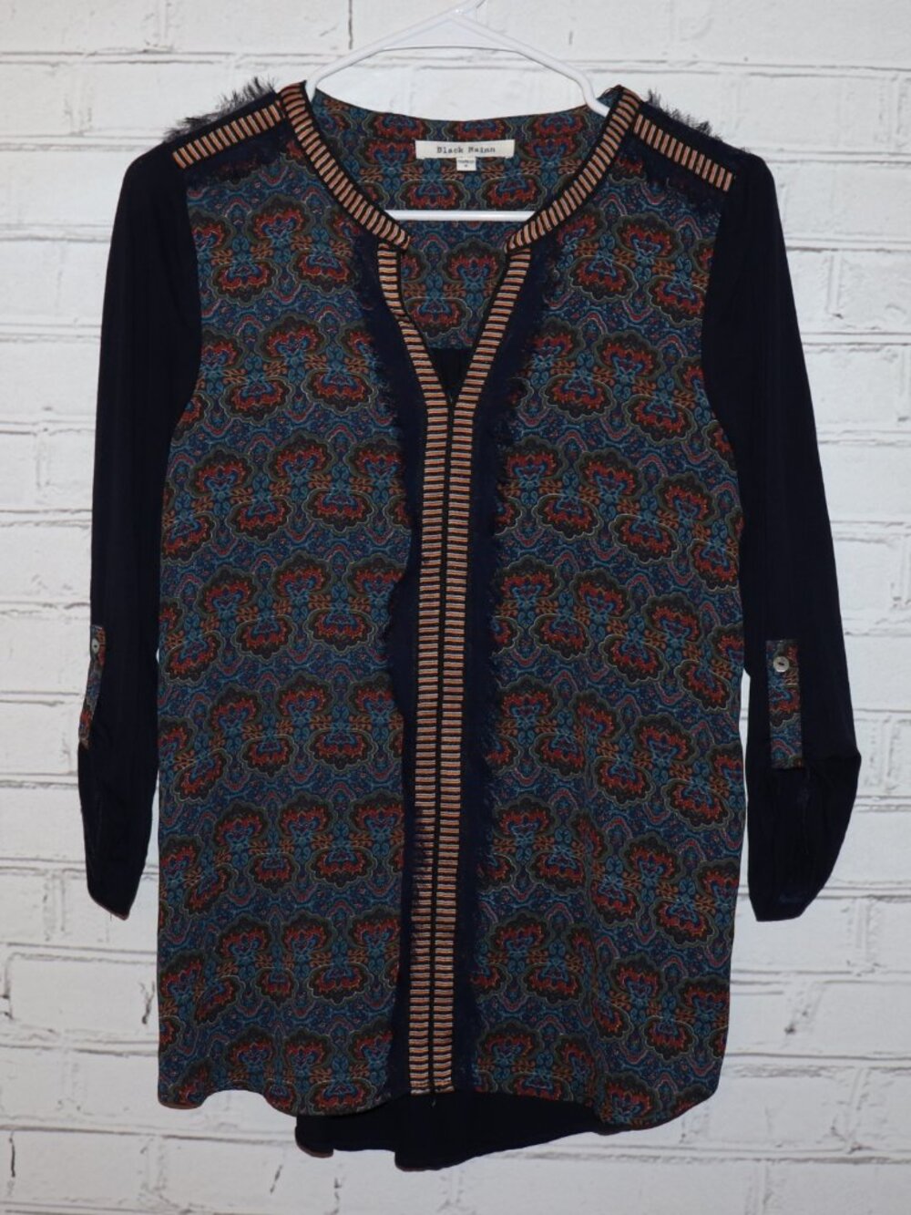 🎨 Black Rainn Patterned Front Blouse · Size S · Mixed Print & Solid Navy Sleeve